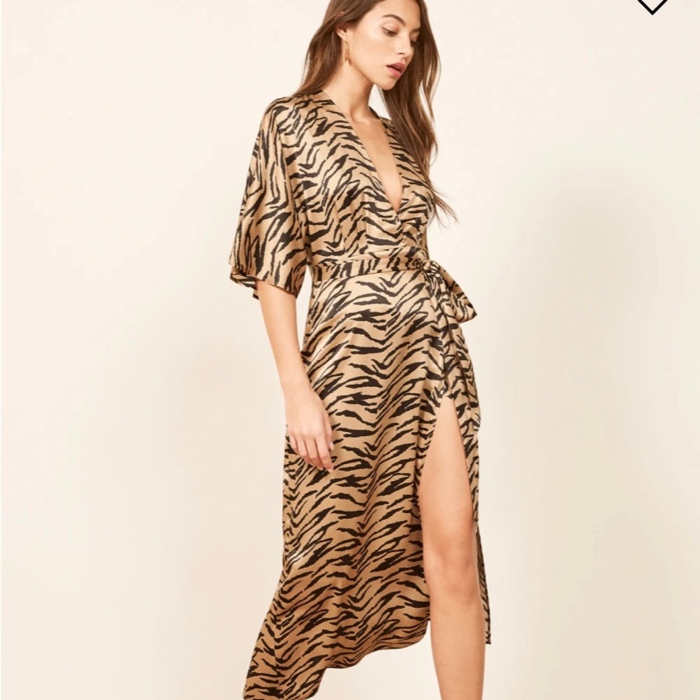 Reformation Hedi Silk Dress Dress size 6